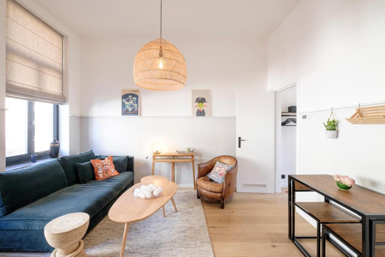 Fabulous In Châtelain Area With Balcony